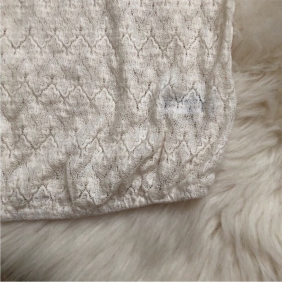 Forever 21 Bundle of 3 Sheer and Knit Tops - Picture 4 of 16